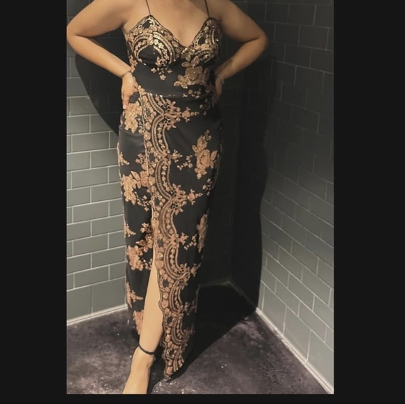 Beaded Embroidered Cross-Strap Slit Back Sleeveless Bodycon Women's Formal Eveni - Picture 3 of 3